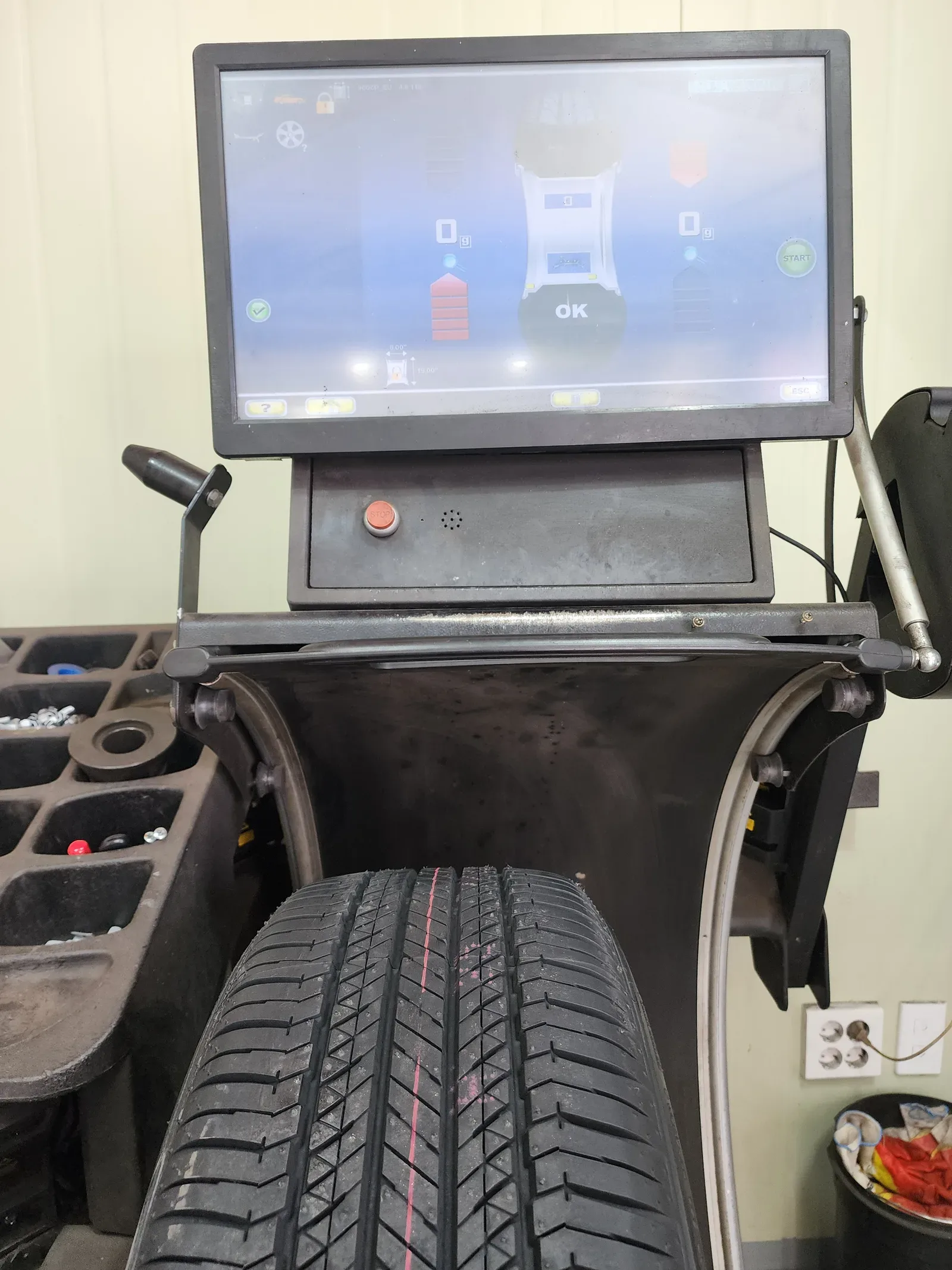 벤츠 GLC 235/55R19 밸런스 조정 뒤 0g 화면