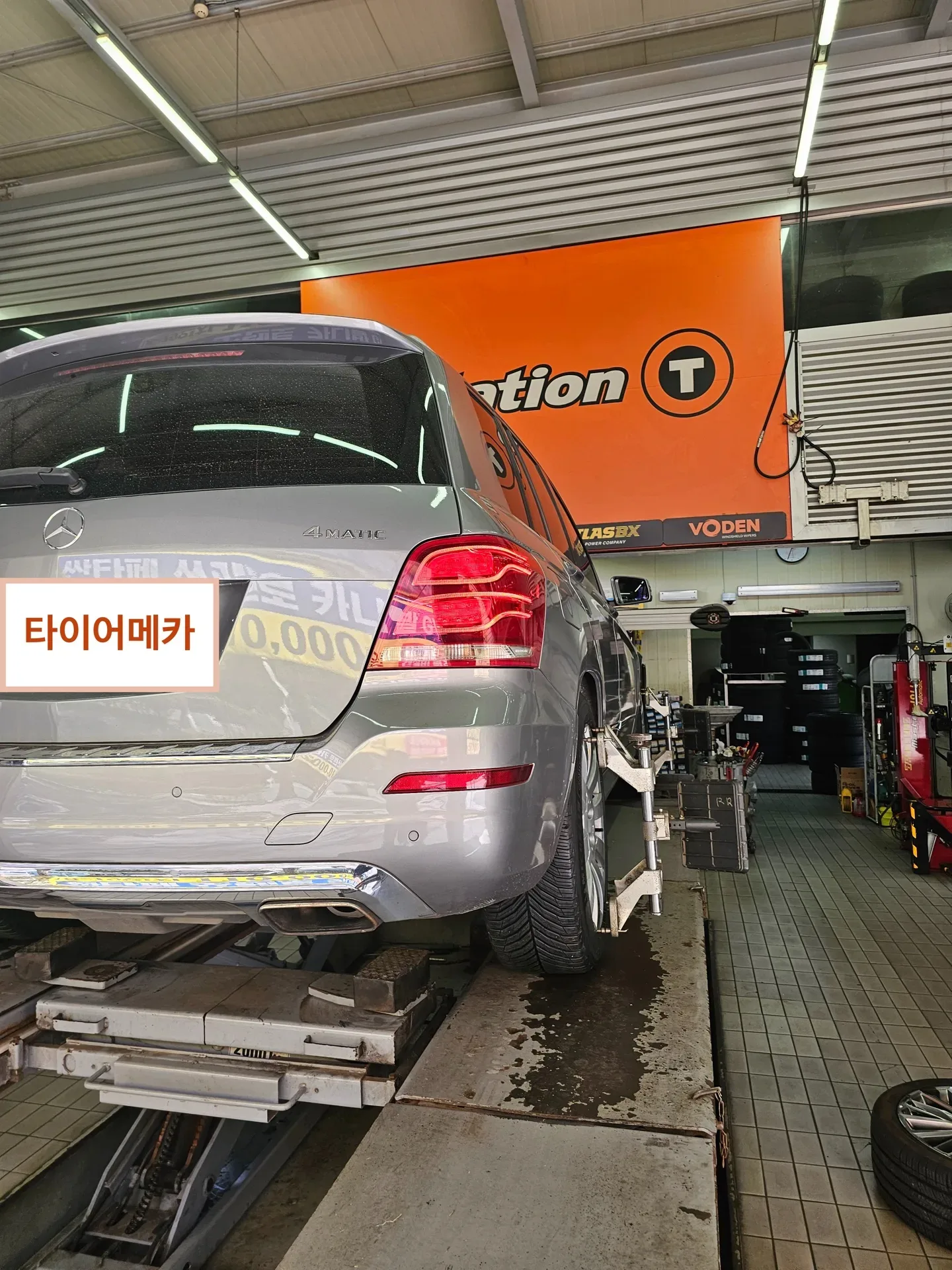 벤츠 GLK 235/50R19 · 255/45R19 작업을 마친 벤츠 GLK