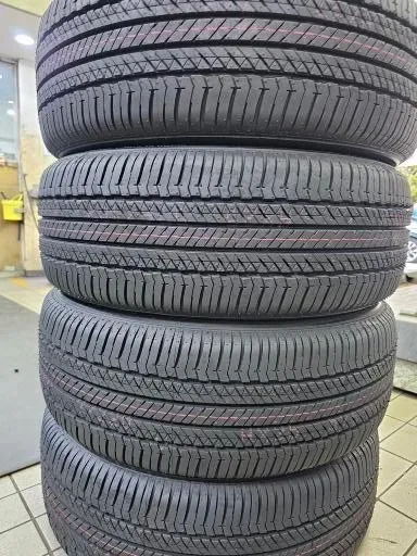 기아 카니발 KA4 235/55R19 쌓아 둔 새 듀얼러 H/L 400 4본